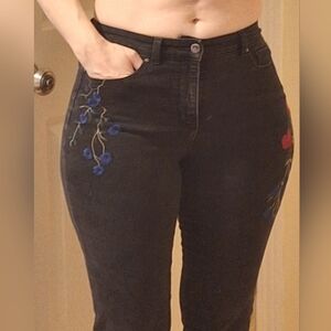 CHARTER CLUB | Black Jeans w/Red & Blue Flower Embroidery